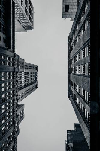 город, строение, архитектура, небоскребы, вид снизу, черно белые